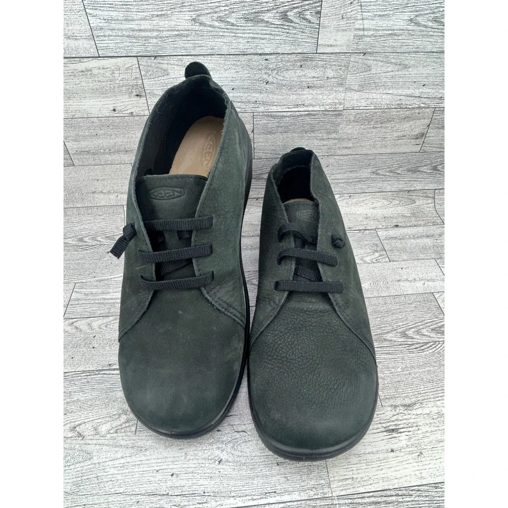 KEEN Mosey Chukka‎ Men Sz 11 Dark Olive Green Leather Minimalist Boots 1029529
